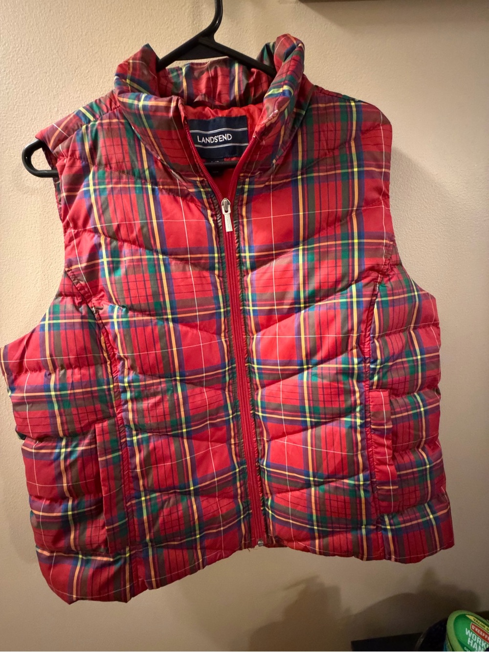 Lands' End Red Plaid Puffer Vest size L